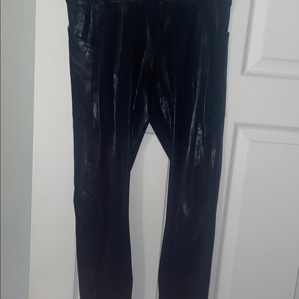 Shiny Black Leggings